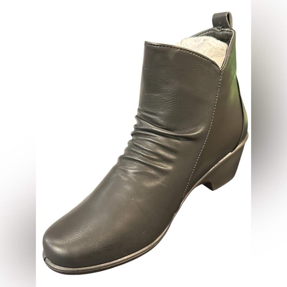 Easy Street Black Ankle Boots - Picture 7 of 12